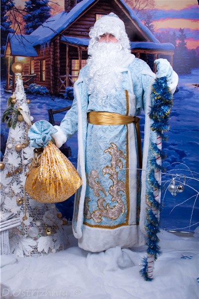 Дед Мороз парчовый (голубой с золотым орнаментом)