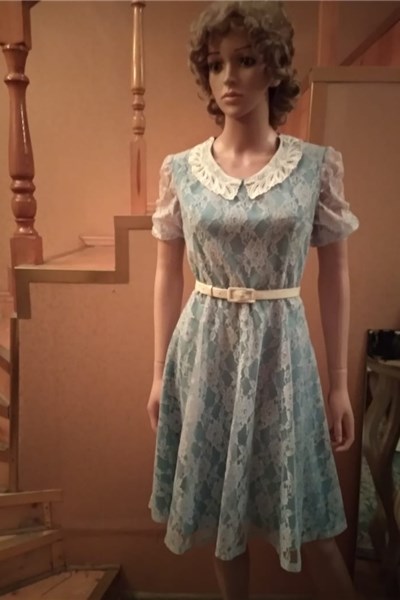 Ретро 40-50-х годов (платье голубое гипюровое)